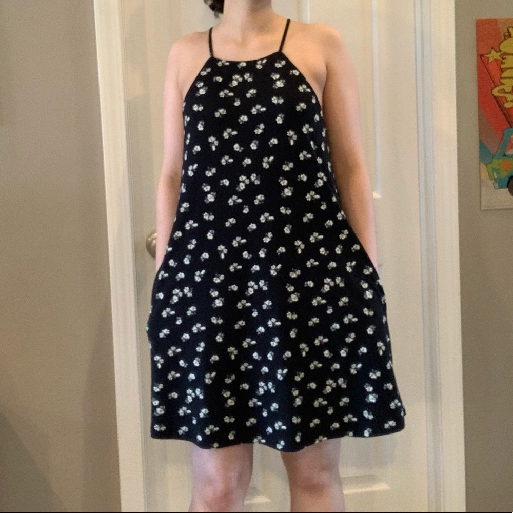 Black Floral Nine Britton Dress • Small